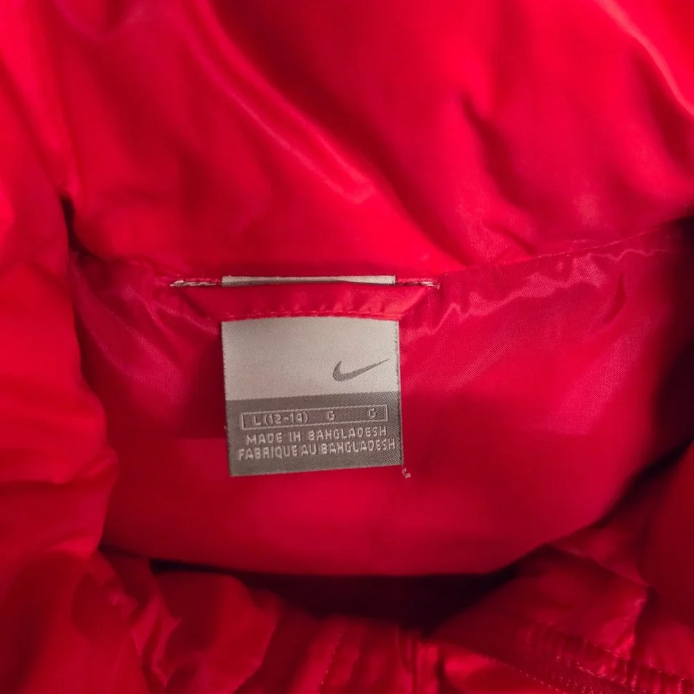 Nike Puffer Vest Red Quilted Full Zip Sleeveless Jacket Girls Large 12-14